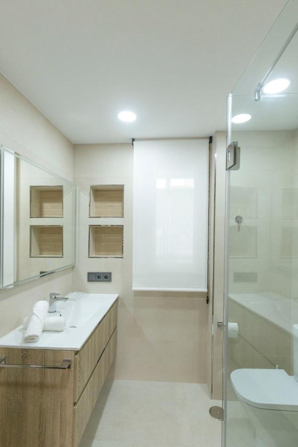 El Piso De Pilar Apartment Llanes Luaran gambar